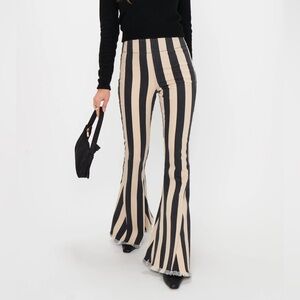 Show me your Mumu Berkeley Bell Jeans